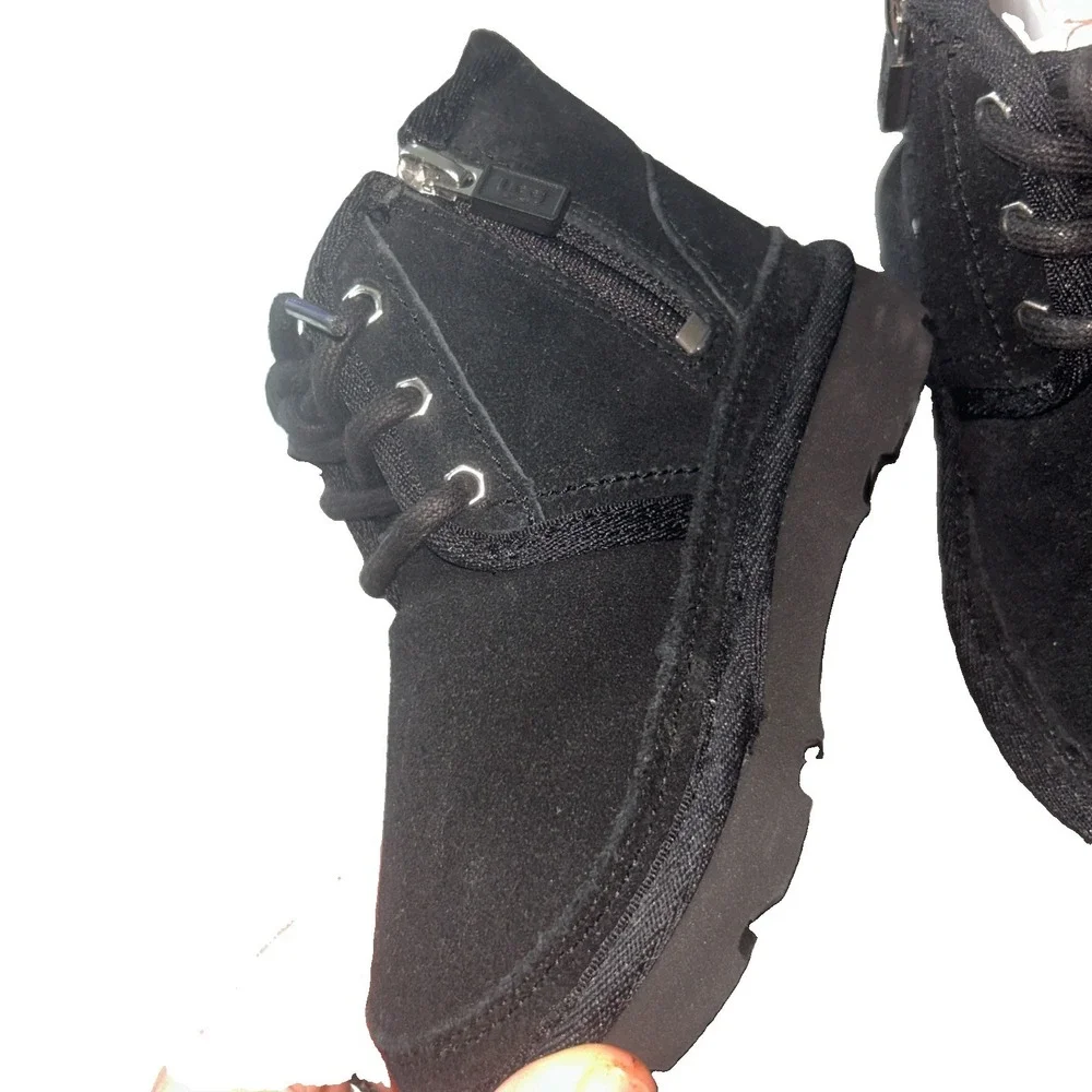 New UGG Neumel II Boot Kids US 9 Black Suede Chukka Zip Lace Up